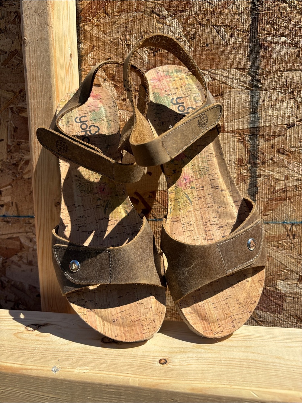 Yokono Brown Cork-Textured Strap Sandals